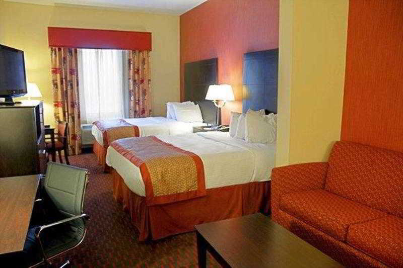 Best Western Plus Flowood Inn & Suites Oda fotoğraf
